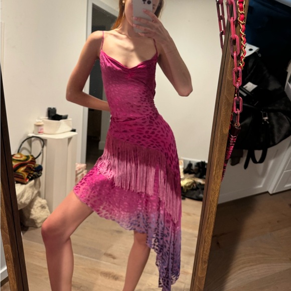 Dresses & Skirts - Vintage 90’s cheetah dress. Size medium